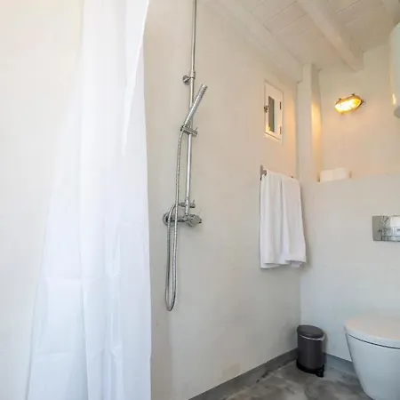 On The Rocks Tatil Evi *